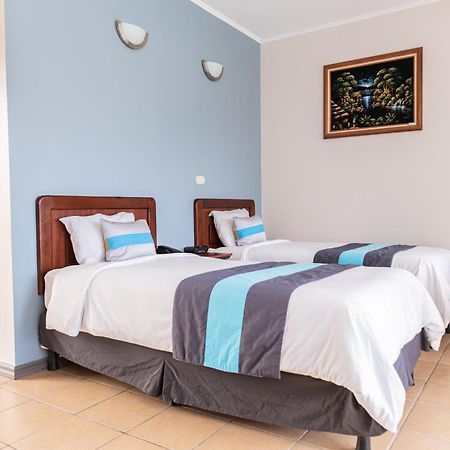 Hotel Y Restaurante El Guarco Cartago Eksteriør billede