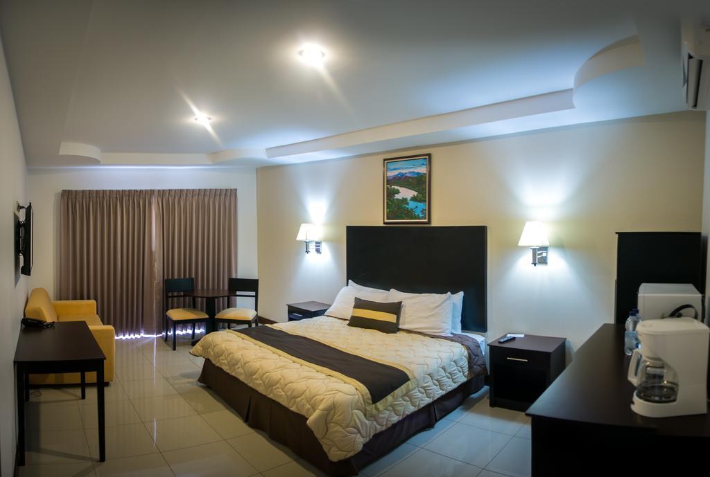 Hotel Y Restaurante El Guarco Cartago Eksteriør billede