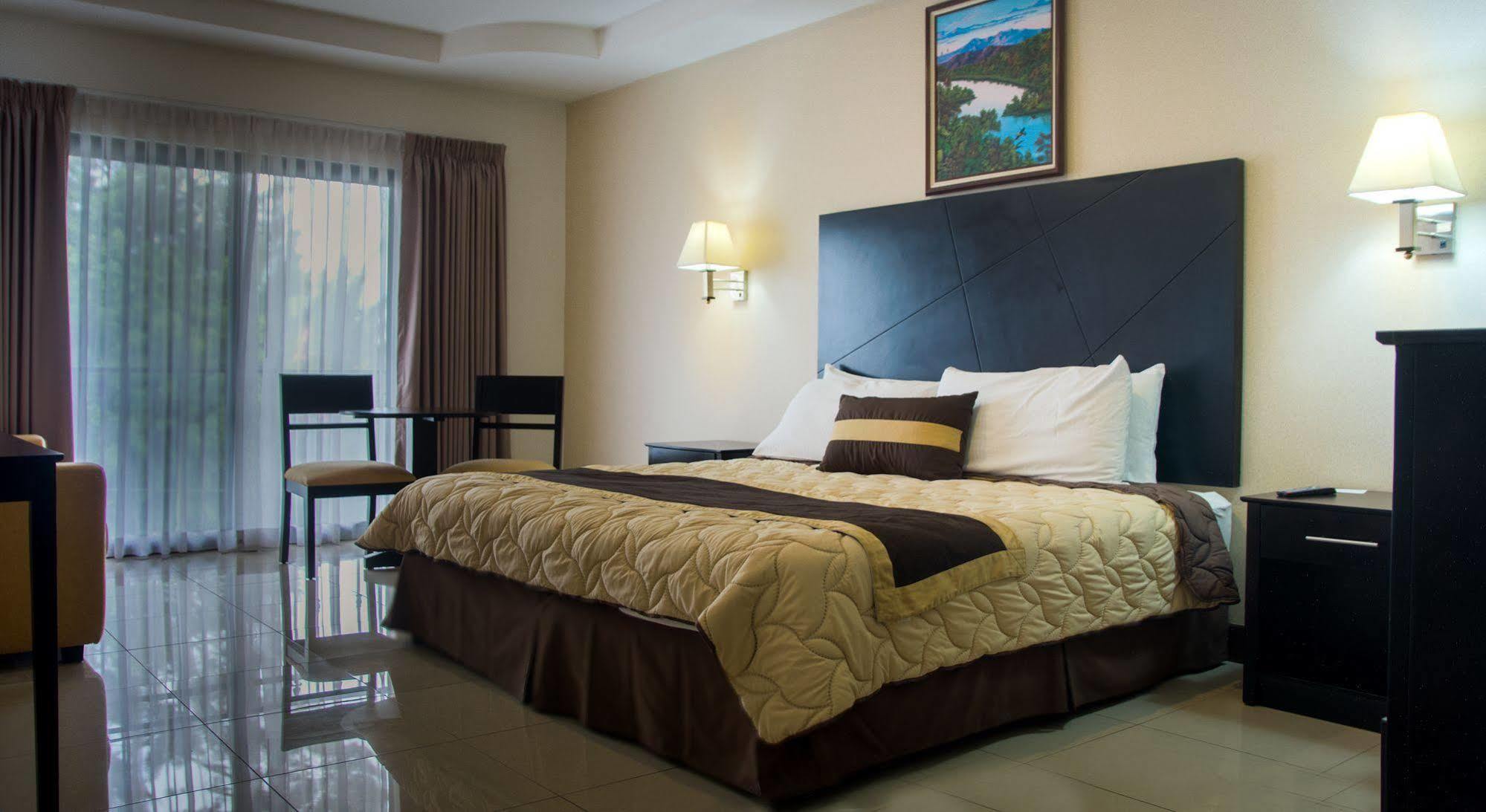 Hotel Y Restaurante El Guarco Cartago Eksteriør billede