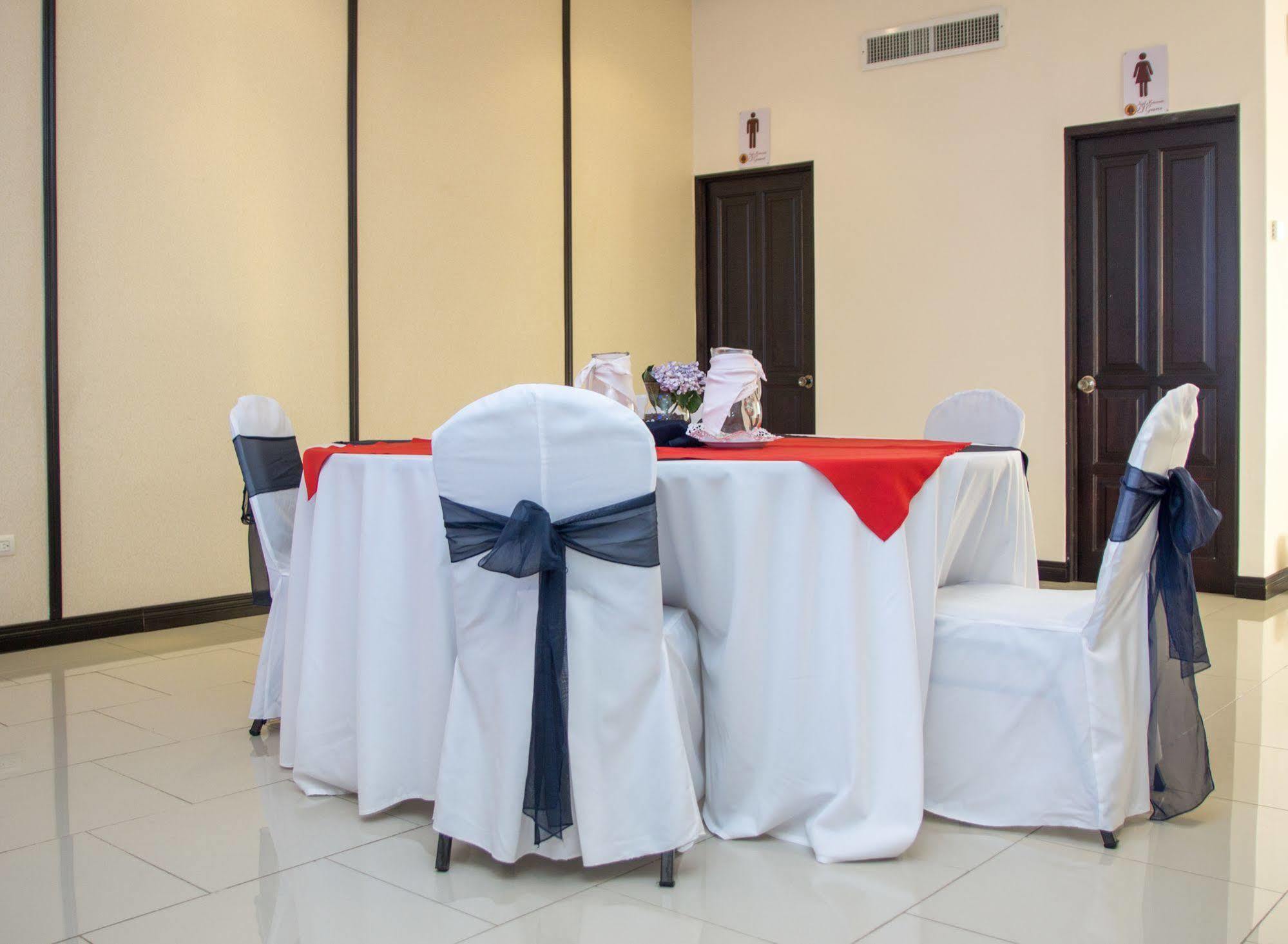 Hotel Y Restaurante El Guarco Cartago Eksteriør billede
